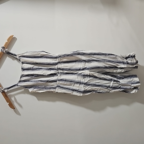 Girls Stripe Jumper Size M - Picture 1 of 4